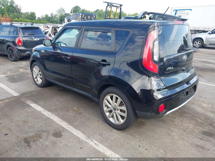 2018 KIA SOUL auction photo 3