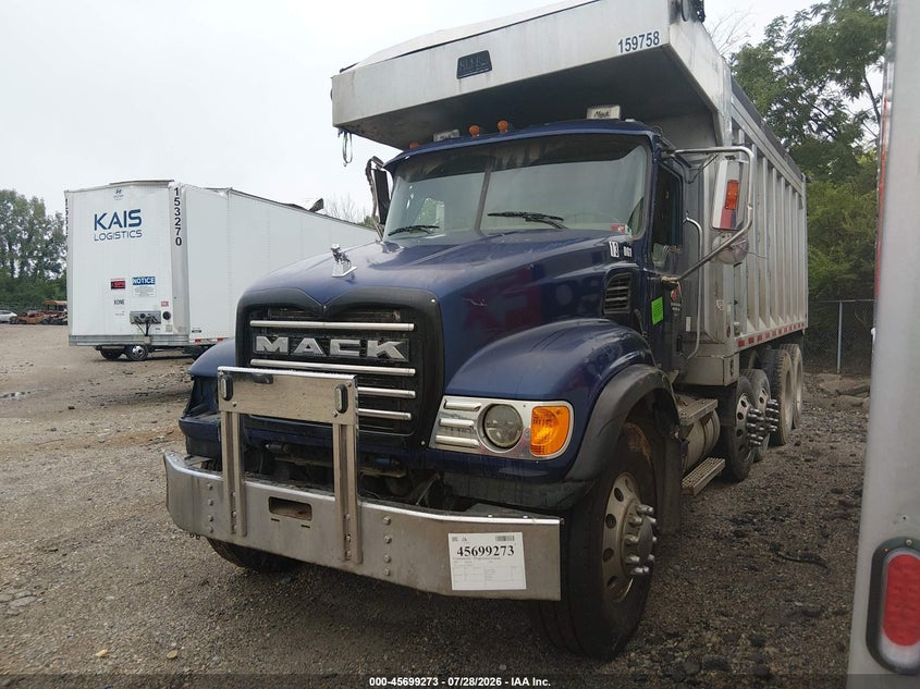 2007 MACK 700 auction photo 2