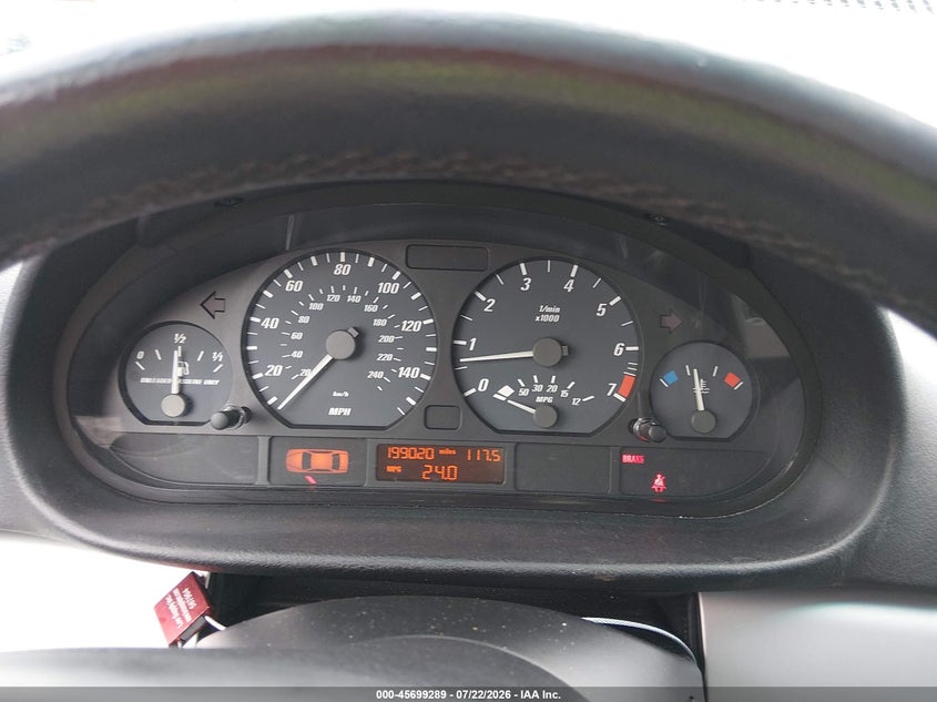 2004 BMW 325CI auction photo 7