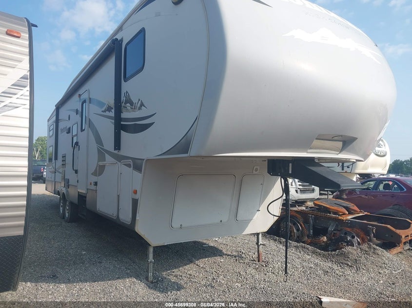 2010 KEYSTONE MONTANA auction photo 1