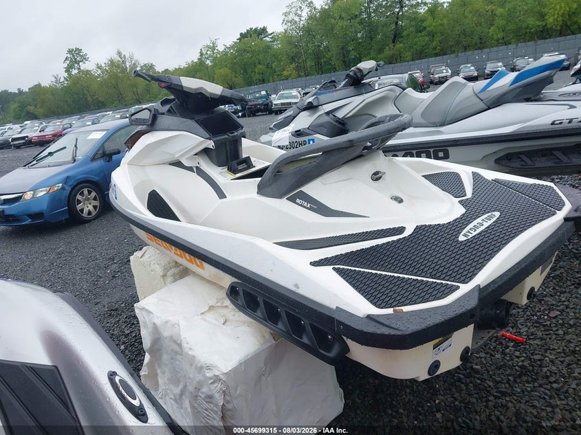 2016 SEA DOO GTI auction photo 3
