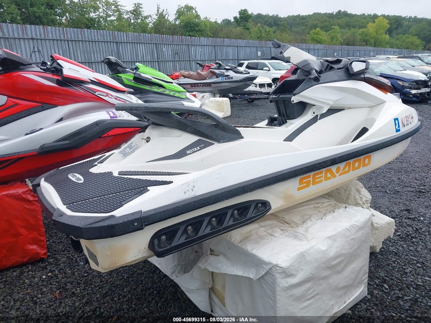 2016 SEA DOO GTI auction photo 4