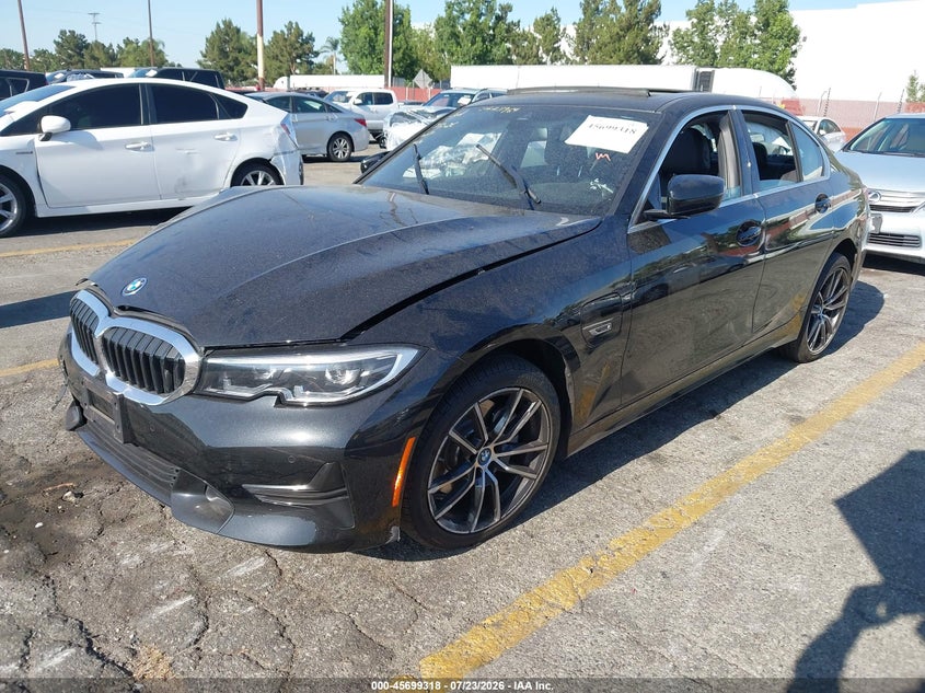Vin: 3mw5p7j0xn8c23889, lot: 46197946, bmw 330e 20222