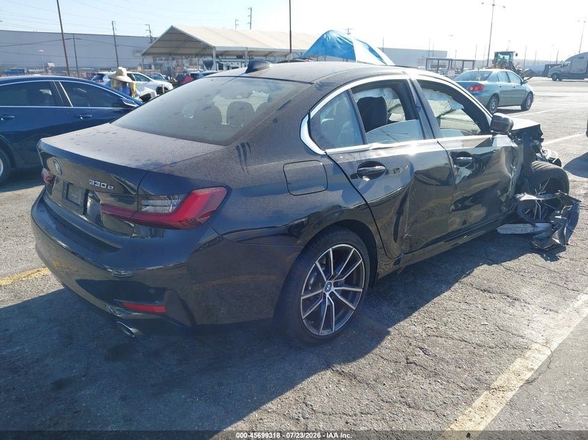 Vin: 3mw5p7j0xn8c23889, lot: 46197946, bmw 330e 20224