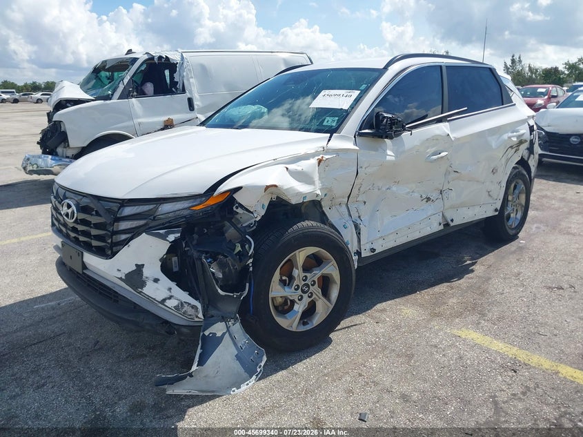 2024 HYUNDAI TUCSON auction photo 2