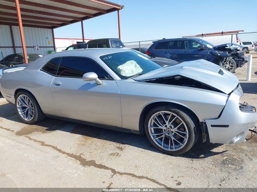 DODGE CHALLENGER - zdjęcie 14