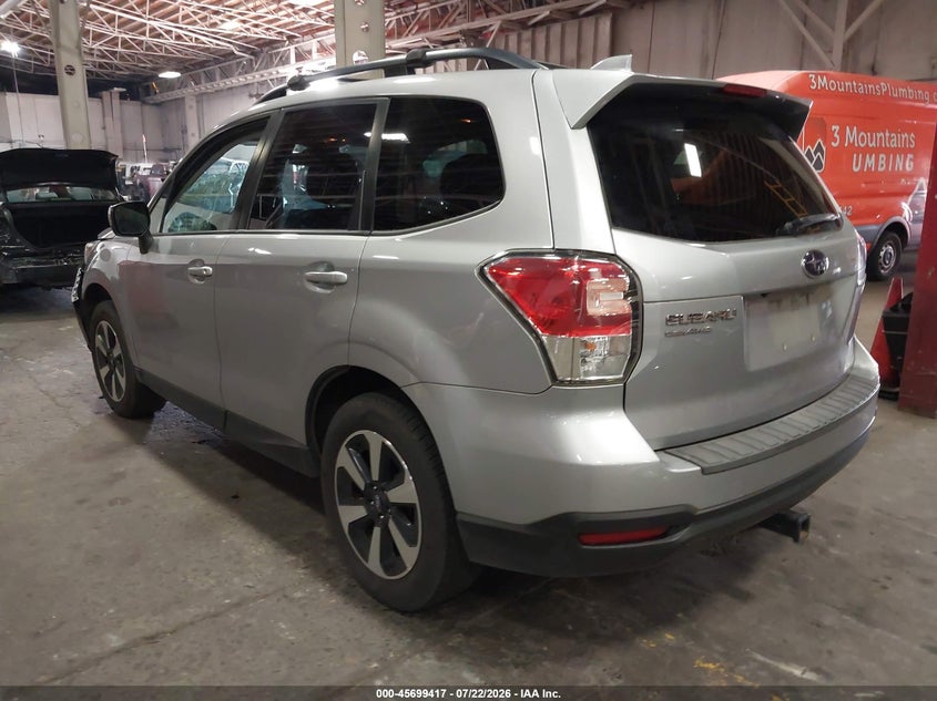 2017 SUBARU FORESTER auction photo 3
