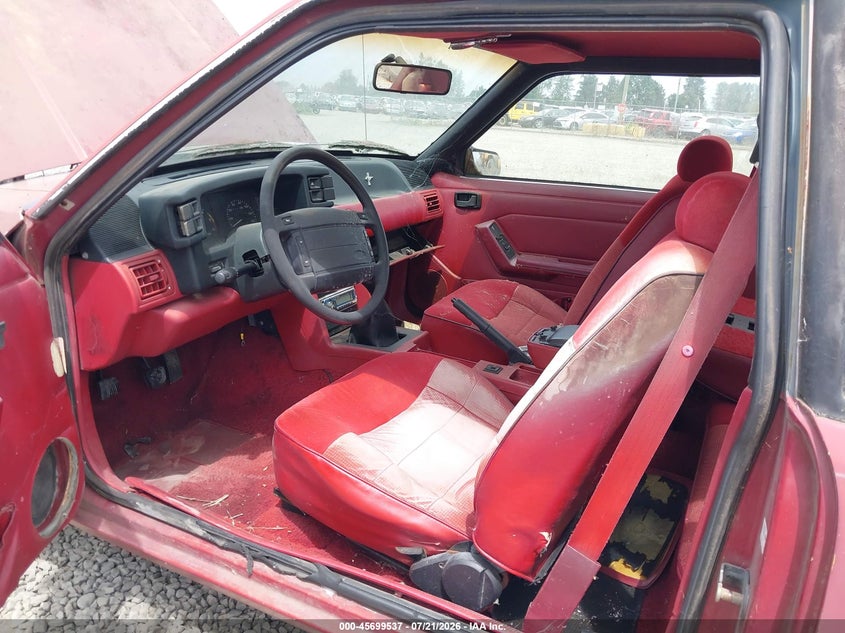 1991 FORD MUSTANG auction photo 5