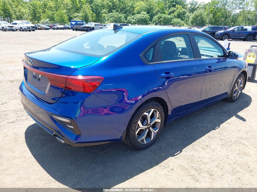 2021 KIA FORTE auction photo 4