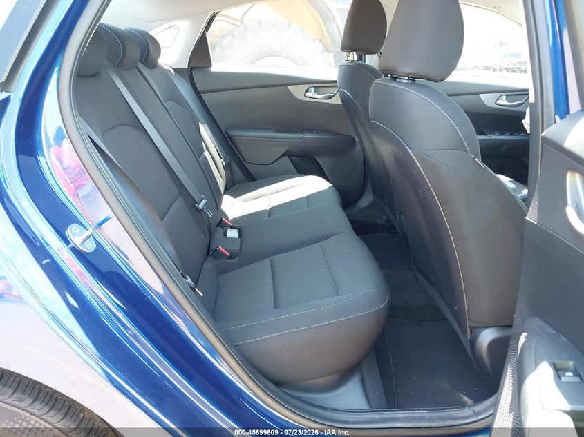 2021 KIA FORTE auction photo 8