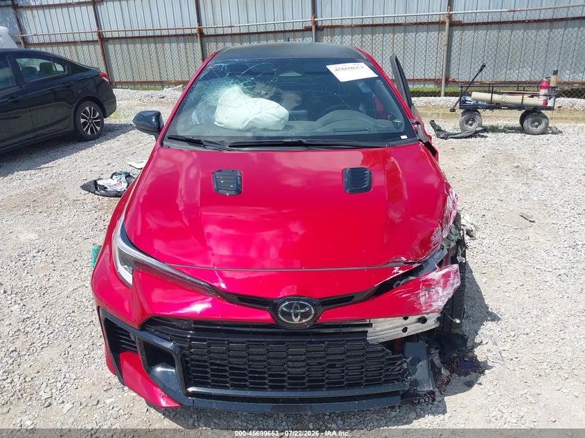 TOYOTA GR COROLLA - zdjęcie 13