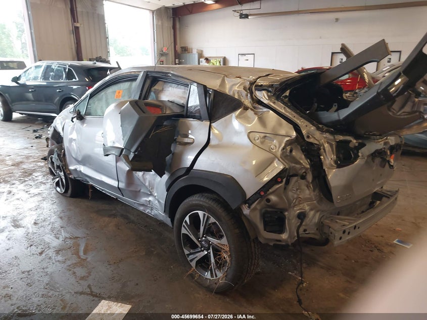 2025 SUBARU CROSSTREK auction photo 3