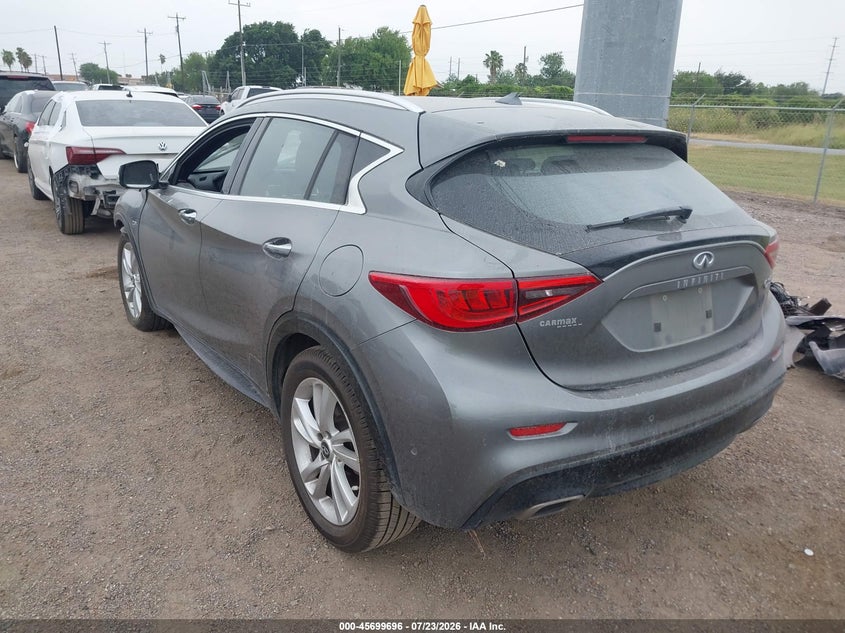 2017 INFINITI QX30 auction photo 3