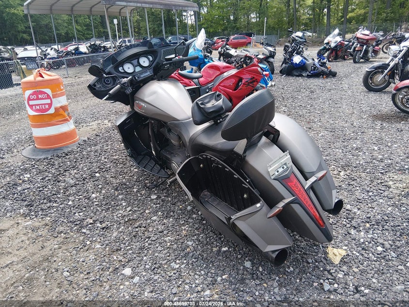 2016 VICTORY MOTORCYCLES CROSS COUNTRY auction photo 3