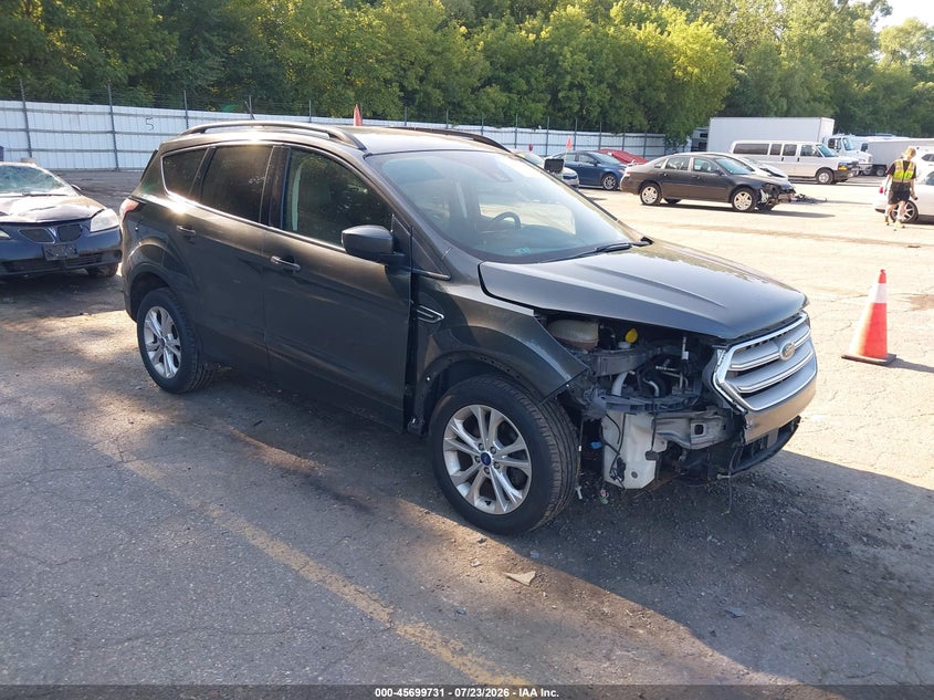 2018 FORD ESCAPE auction photo 1