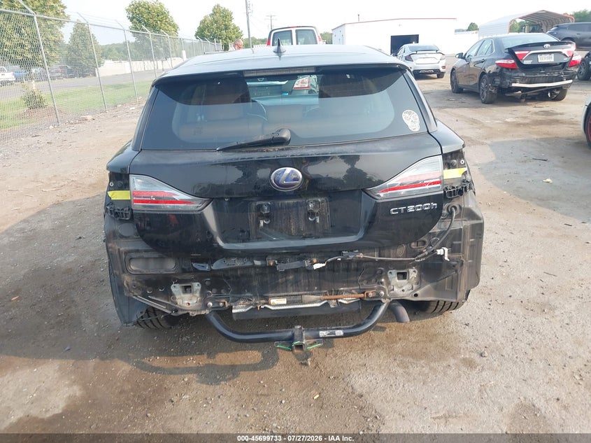 2015 LEXUS CT 200H auction photo 6