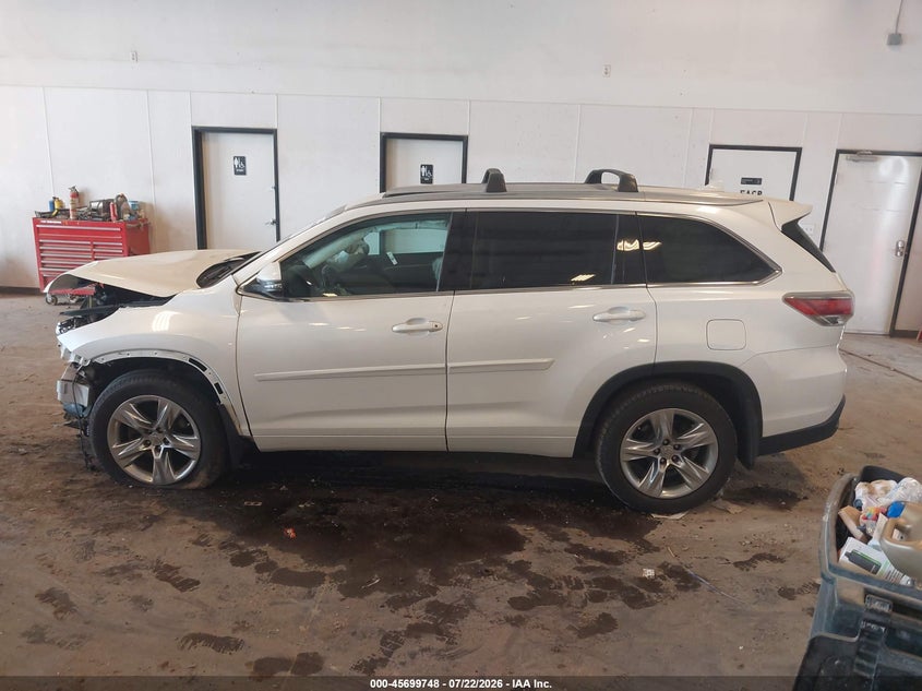 TOYOTA HIGHLANDER - zdjęcie 14