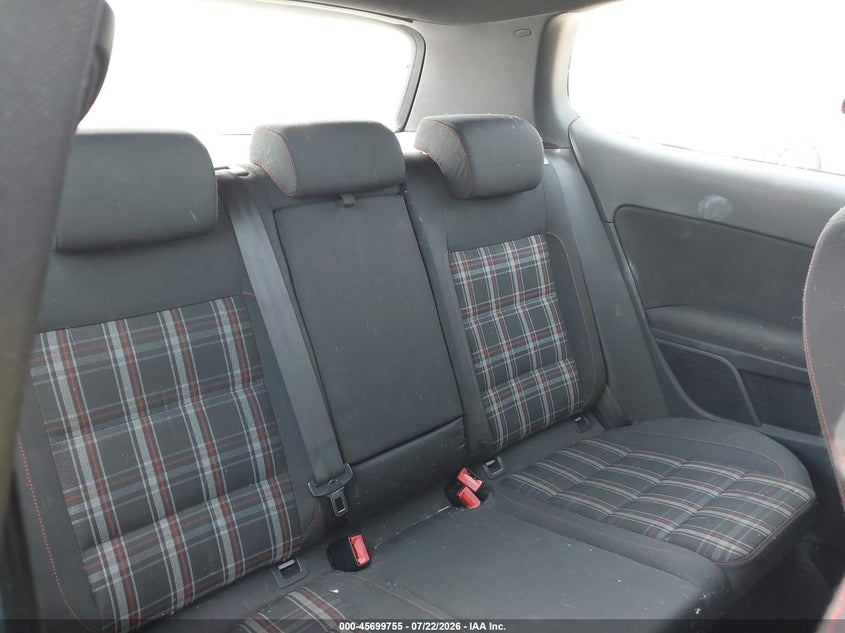 2010 VOLKSWAGEN GTI auction photo 8
