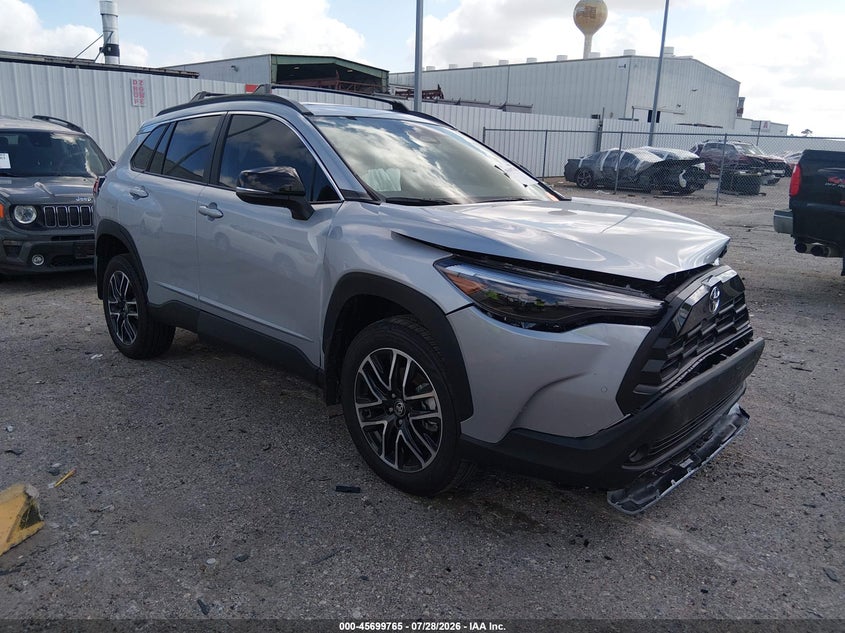 TOYOTA COROLLA CROSS - zdjęcie 1