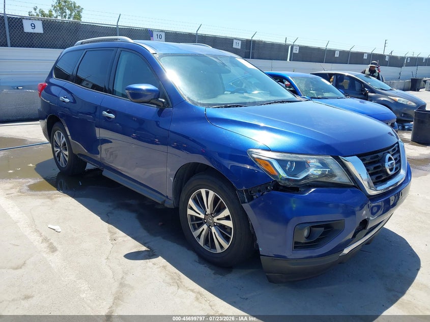 2017 Nissan Pathfinder