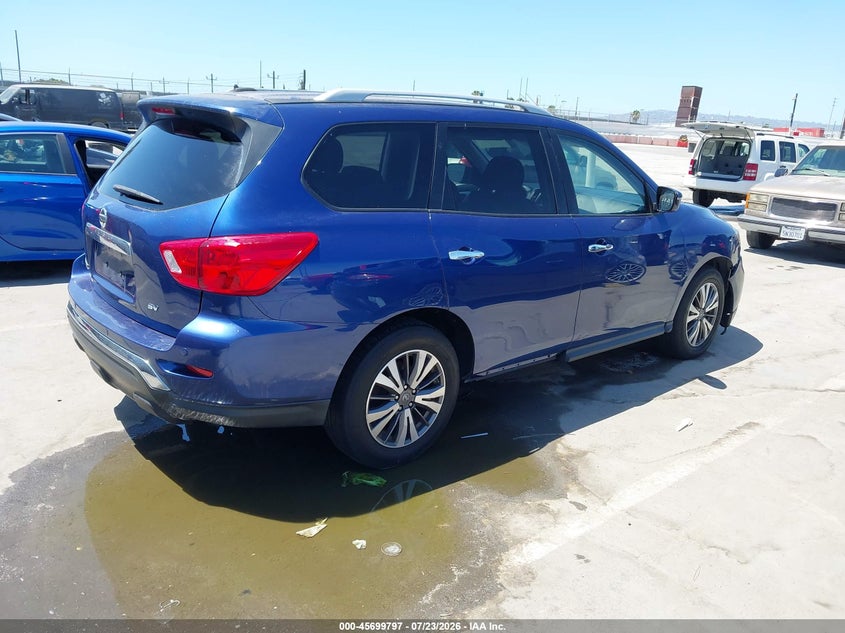 2017 NISSAN PATHFINDER auction photo 4
