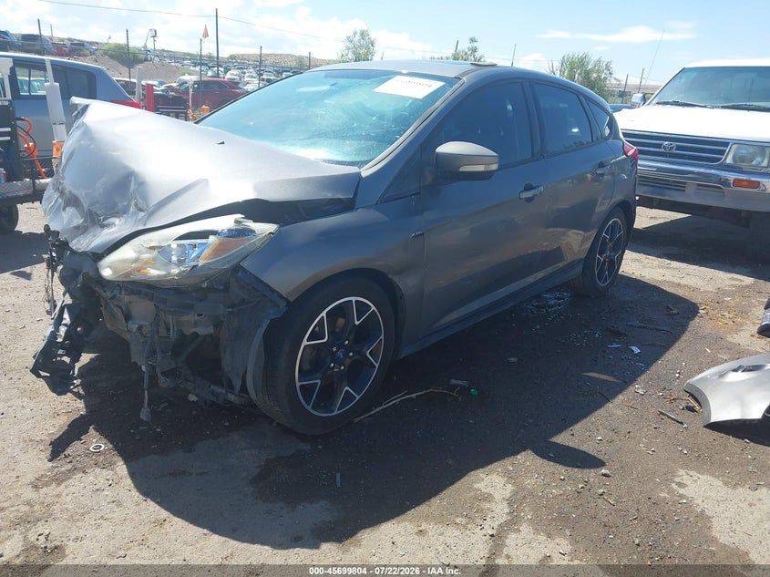 Vin: 1fahp3k22cl366615, lot: 46198432, ford focus se 20122