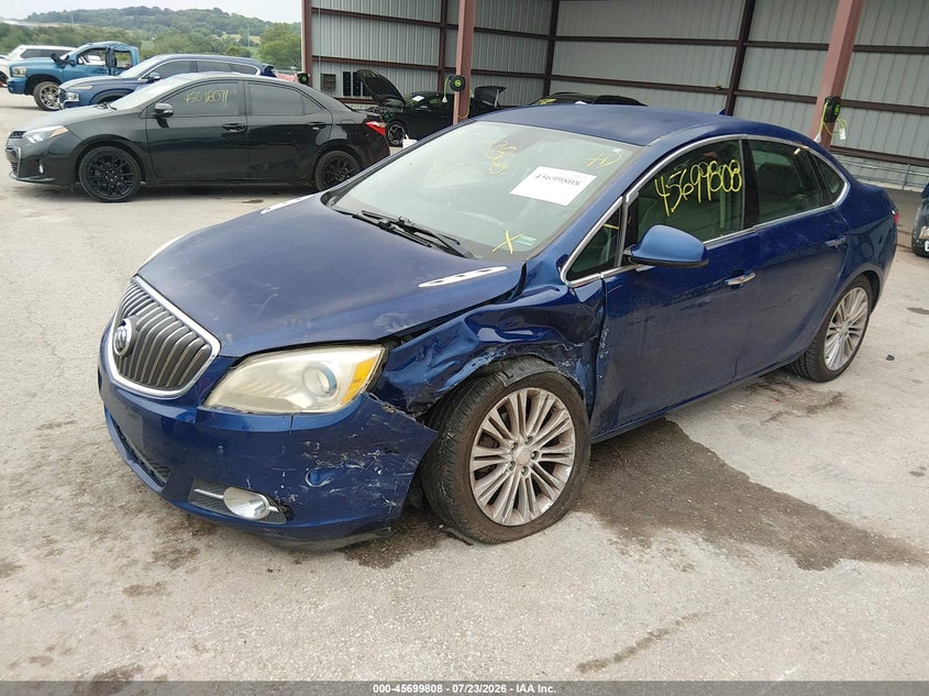 2013 BUICK VERANO · Фото 2