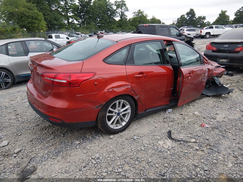Vin: 1fadp3f26jl243521, lot: 46198467, ford focus se 20184