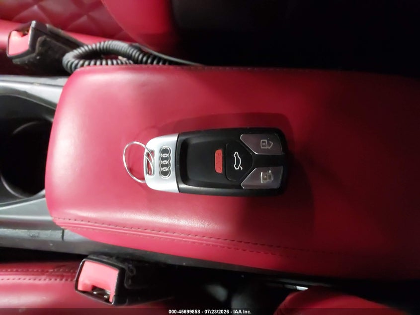 2019 AUDI TTS 2.0T · Фото 11