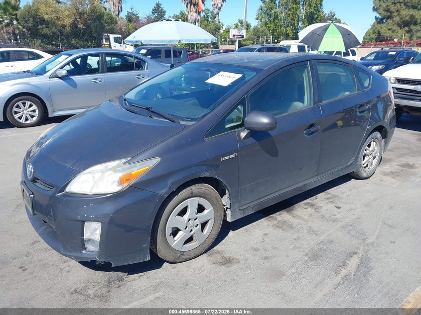 2011 TOYOTA PRIUS auction photo 2