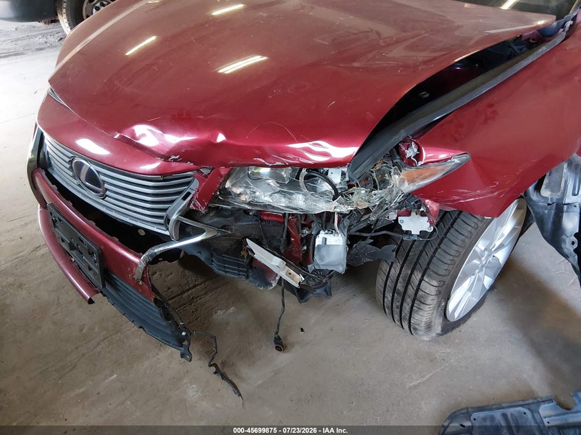 2013 LEXUS ES 300H auction photo 6
