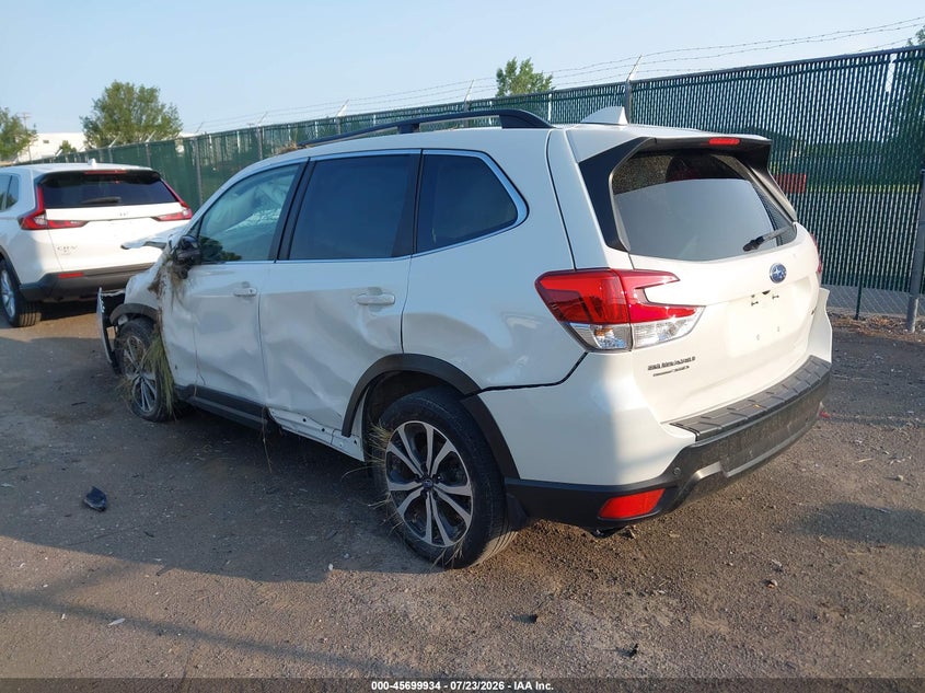 2021 SUBARU FORESTER auction photo 3