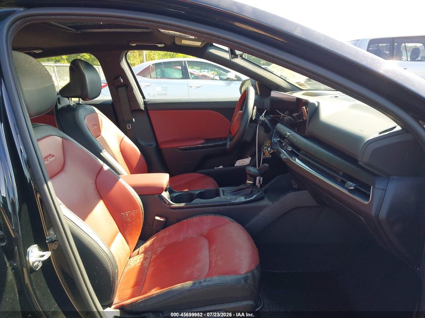 2025 KIA K4 auction photo 5