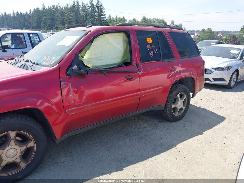 2005 CHEVROLET TRAILBLAZER auction photo 6