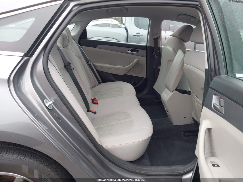 2018 HYUNDAI SONATA auction photo 8