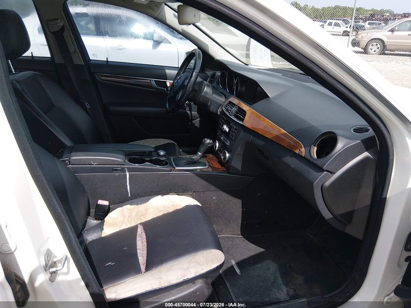 2012 MERCEDES-BENZ C 250 auction photo 5