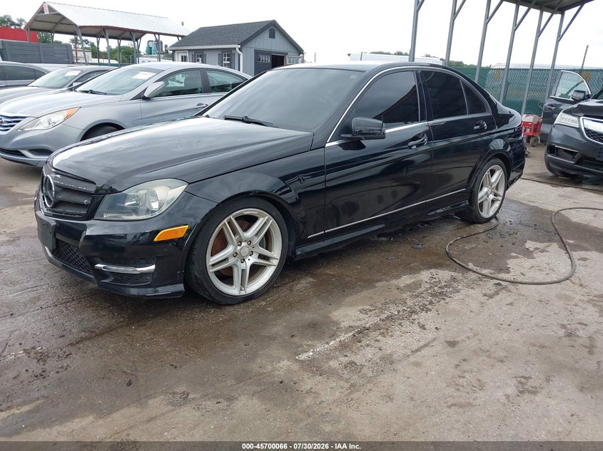 Vin: wddgf8ab8da806606, lot: 46198694, mercedes-benz c 300 sport 4matic 20132