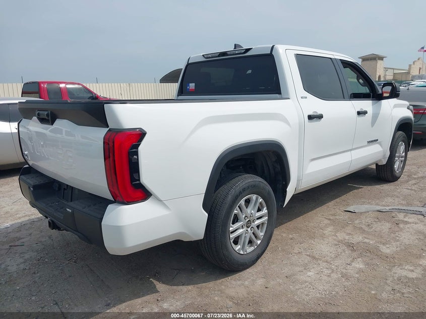 2022 TOYOTA TUNDRA auction photo 4