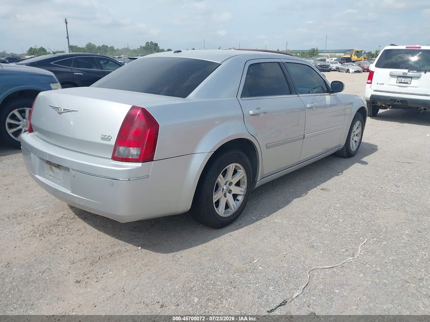 2007 CHRYSLER 300 auction photo 4