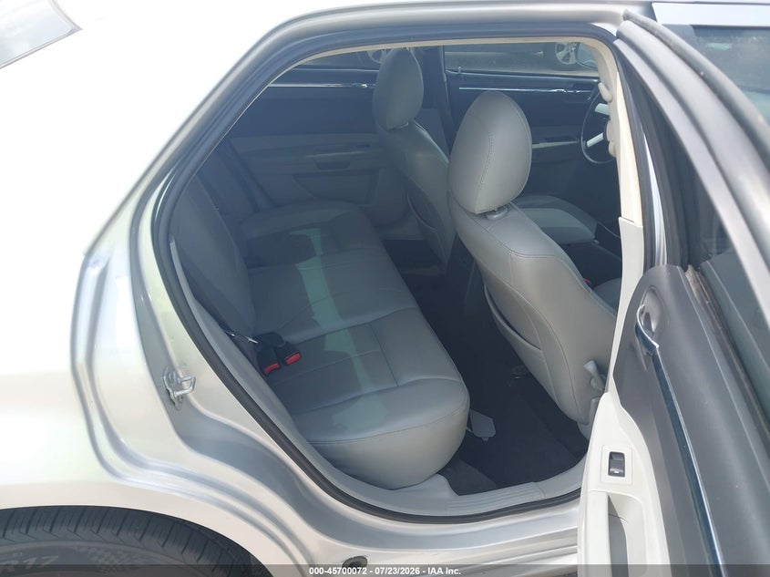 2007 CHRYSLER 300 auction photo 8