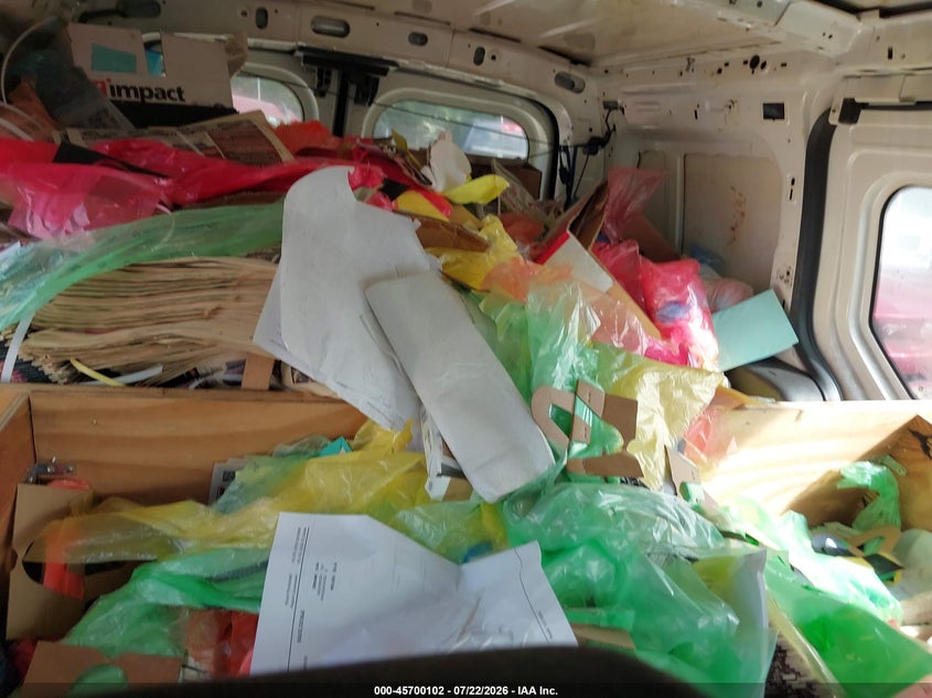 2017 FORD TRANSIT CONNECT auction photo 8