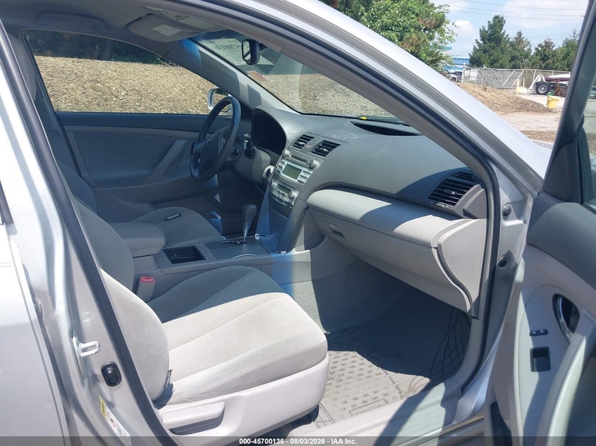 2009 TOYOTA CAMRY HYBRID auction photo 5
