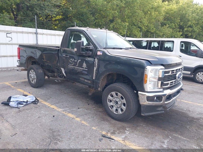2024 FORD F-350 — zdjęcie z aukcji