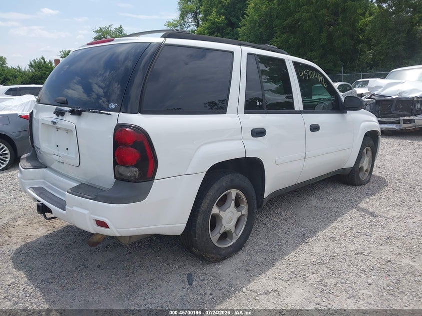 2006 CHEVROLET TRAILBLAZER auction photo 4