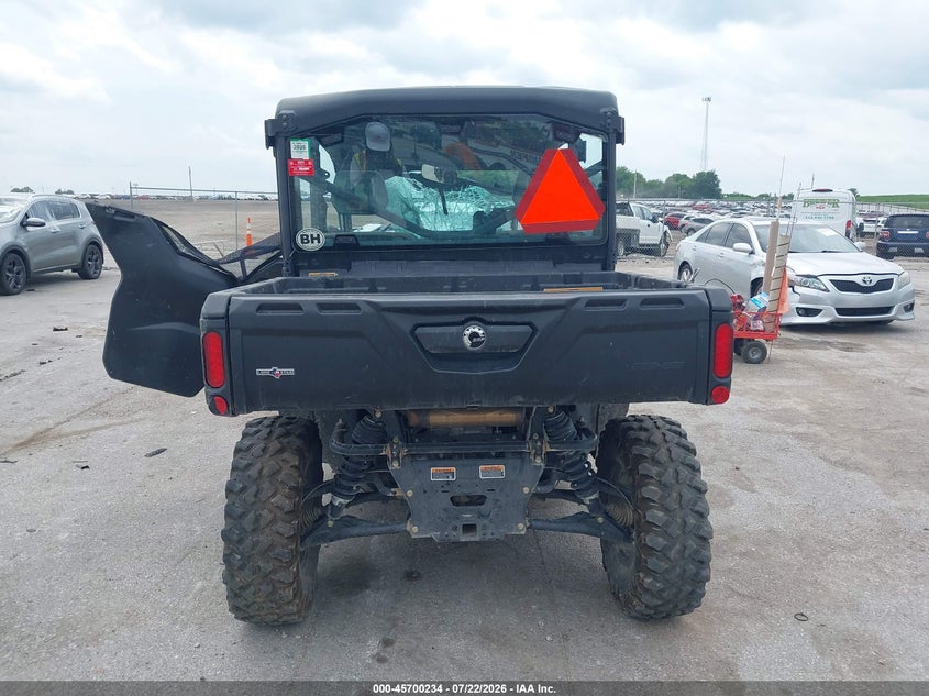 2023 CAN-AM DEFENDER MAX auction photo 6