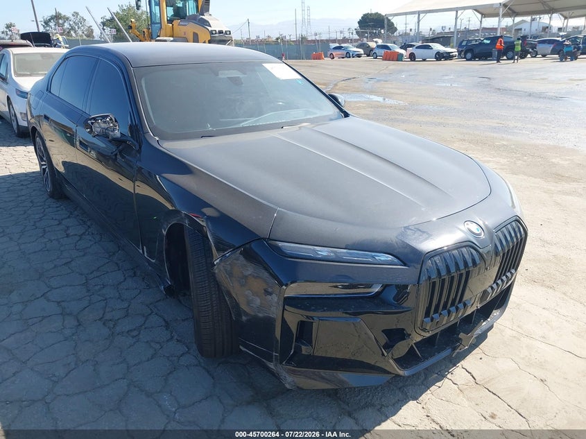 Vin: wby53ej08pcn81604, lot: 46198892, bmw i7 xdrive60 2023 img_1
