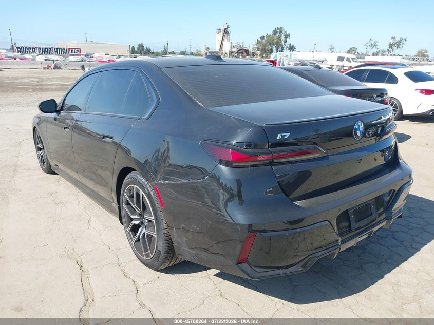 Vin: wby53ej08pcn81604, lot: 46198892, bmw i7 xdrive60 20233