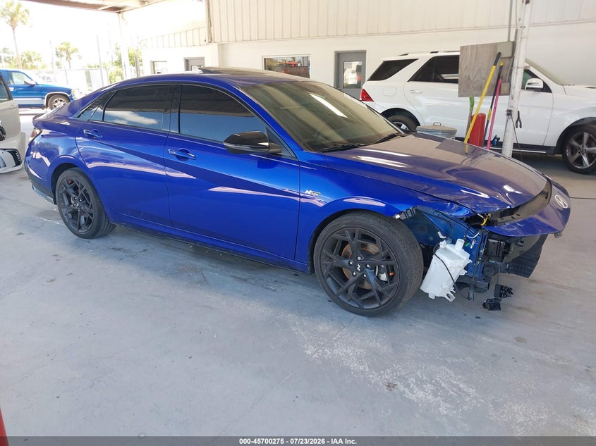 2024 HYUNDAI ELANTRA auction photo 1