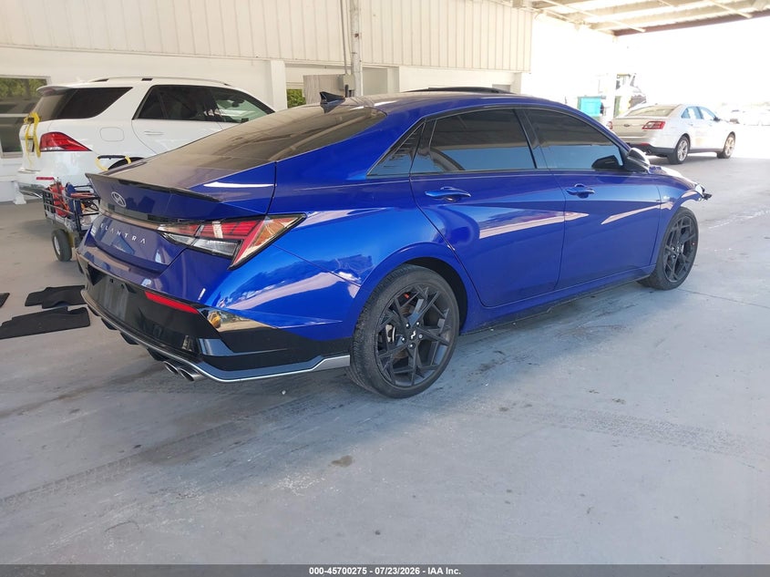 2024 HYUNDAI ELANTRA auction photo 4