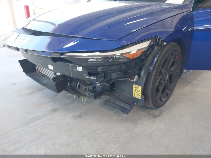 2024 HYUNDAI ELANTRA auction photo 6